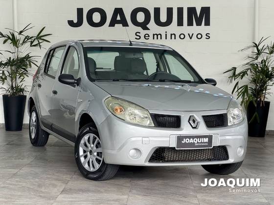 RENAULT SANDERO 1.0 EXPRESSION 16V FLEX 4P MANUAL RENAULT SANDERO 1.0 EXPRESSION 16V FLEX 4P MANUAL